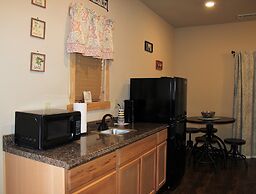 The Silver Spur Resort - Campsite