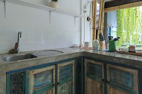 Base Guesthouse and Hostel