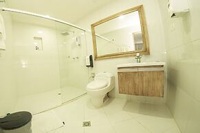 Llanogrande Airport by Bernalo Hotels