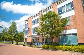 Llanogrande Airport by Bernalo Hotels