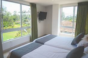 Llanogrande Airport by Bernalo Hotels