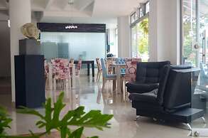 Llanogrande Airport by Bernalo Hotels