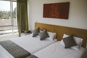 Llanogrande Airport by Bernalo Hotels