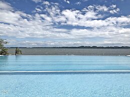 Sea Garden Resort Iloilo