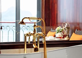 Indochine Lan Ha Bay