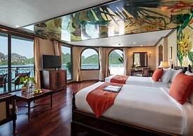 Indochine Lan Ha Bay