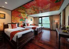 Indochine Lan Ha Bay