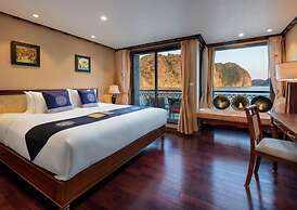 Indochine Lan Ha Bay