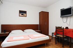 D&R Boreta Apartments