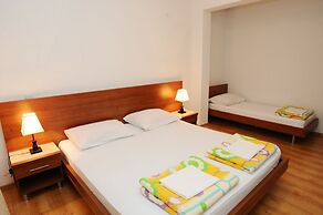 D&R Boreta Apartments