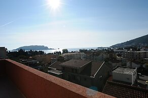 D&R Boreta Apartments