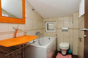 D&R Boreta Apartments