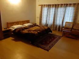 Odbar Guest House - Hostel