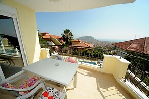 Emre Cemre Vilları 1