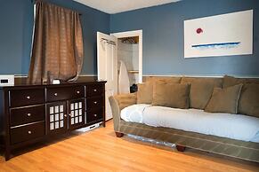 Cannabis Castle Historic Home in Baker District