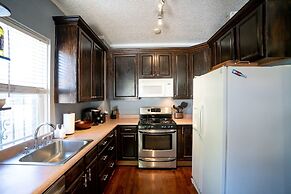 Cannabis Castle Historic Home in Baker District