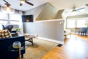 The Modern Couple's Getaway Loft With Private Balcony