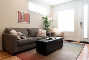 The Mile High Townhome Walk to the Stadium