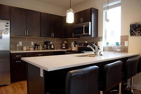 The Mile High Townhome Walk to the Stadium