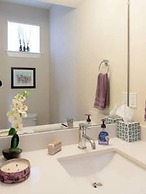 The Mile High Townhome Walk to the Stadium