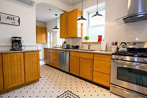 The Traveler's Nook Walk to City Park