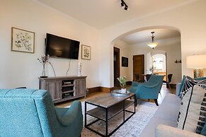 The Traveler's Nook Walk to City Park