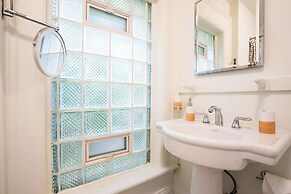 The Traveler's Nook Walk to City Park