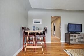 The Wash Park Getaway Private Patio