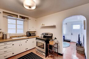 Cozy Bungalow in Chaffee Park near Highlands