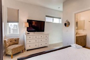 The Highland Square Experience Lohi Townhome With Hot Tub