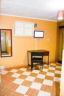 Pine Breeze Getaway Lukenya