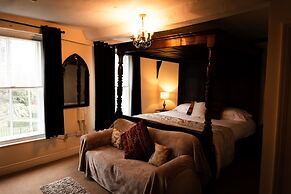 Cromwell's Tap House