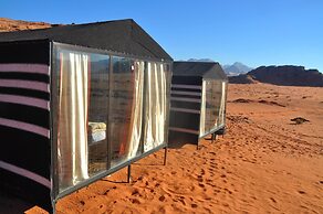 WADI RUM STARLIGHT CAMP