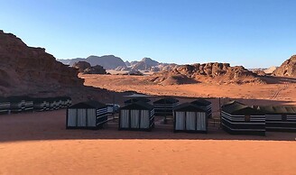 WADI RUM STARLIGHT CAMP