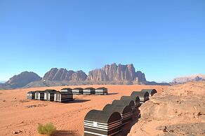 WADI RUM STARLIGHT CAMP