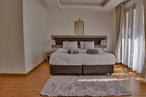 Edmor Residences - Riverside