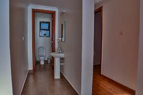 Edmor Residences - Riverside