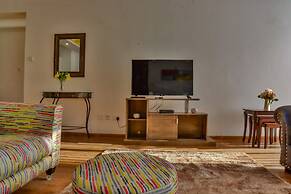 Edmor Residences - Riverside