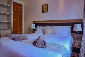 Edmor Residences - Riverside