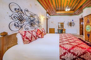 Çakıltaşı Evi Otel Spa