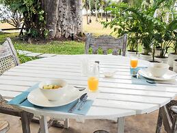 Baobab Beach House Bed & Breakfast