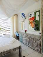 Baobab Beach House Bed & Breakfast