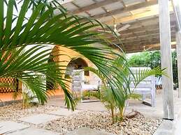 Baobab Beach House Bed & Breakfast