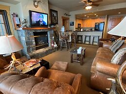 Morning Eagle #301 3 Bedroom Condo