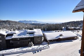 Morning Eagle #208 1 Bedroom Condo