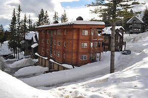 Black Diamond 3 Bedroom Condo