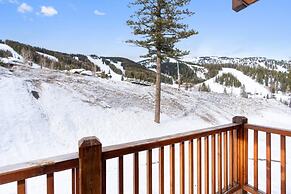 Black Diamond 3 Bedroom Condo