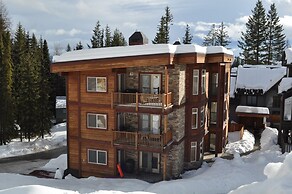 Black Diamond 3 Bedroom Condo