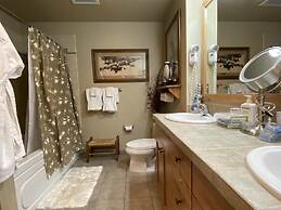 Morning Eagle #109 1 Bedroom Condo