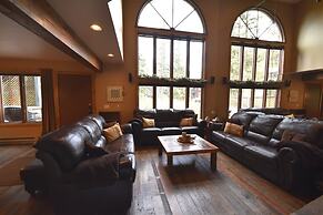 Whitefish Mountain 7 Bedroom Townhouse